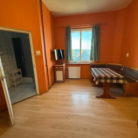 Pracownicze Mitarbeiterunterkuenfte Employee Bauernhof Chojna