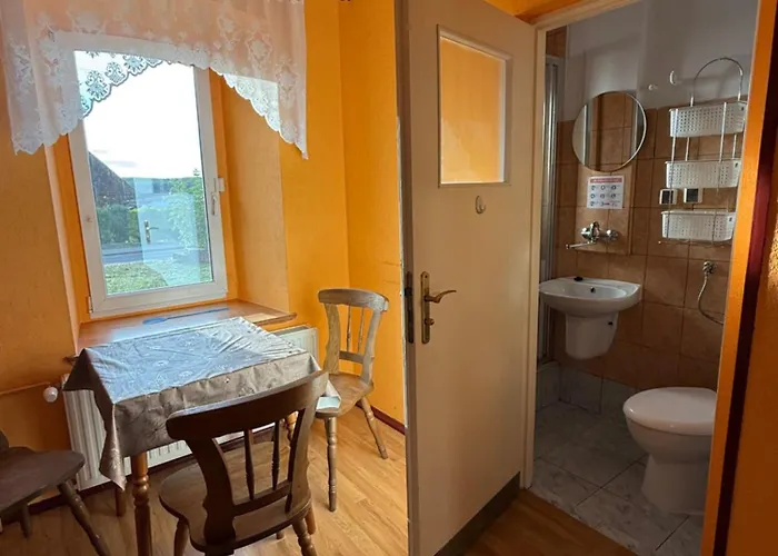 Pracownicze Mitarbeiterunterkuenfte Employee * Chojna